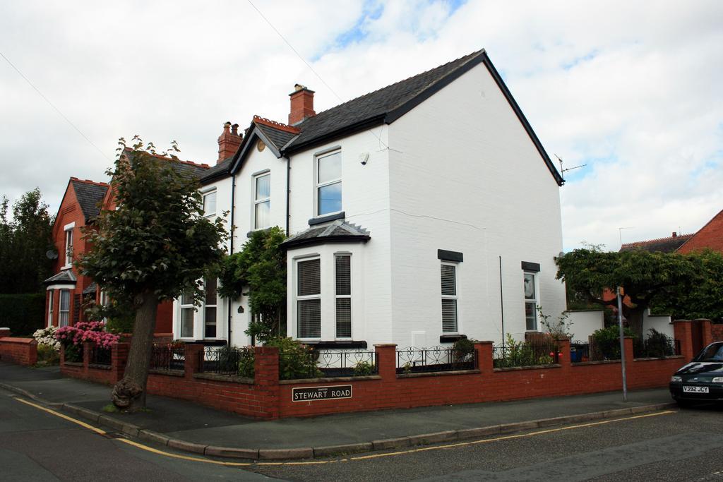 Laurels Bed and Breakfast Oswestry Buitenkant foto