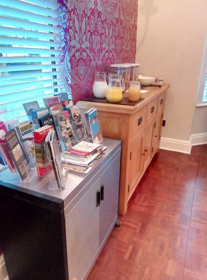 Laurels Bed and Breakfast Oswestry Buitenkant foto
